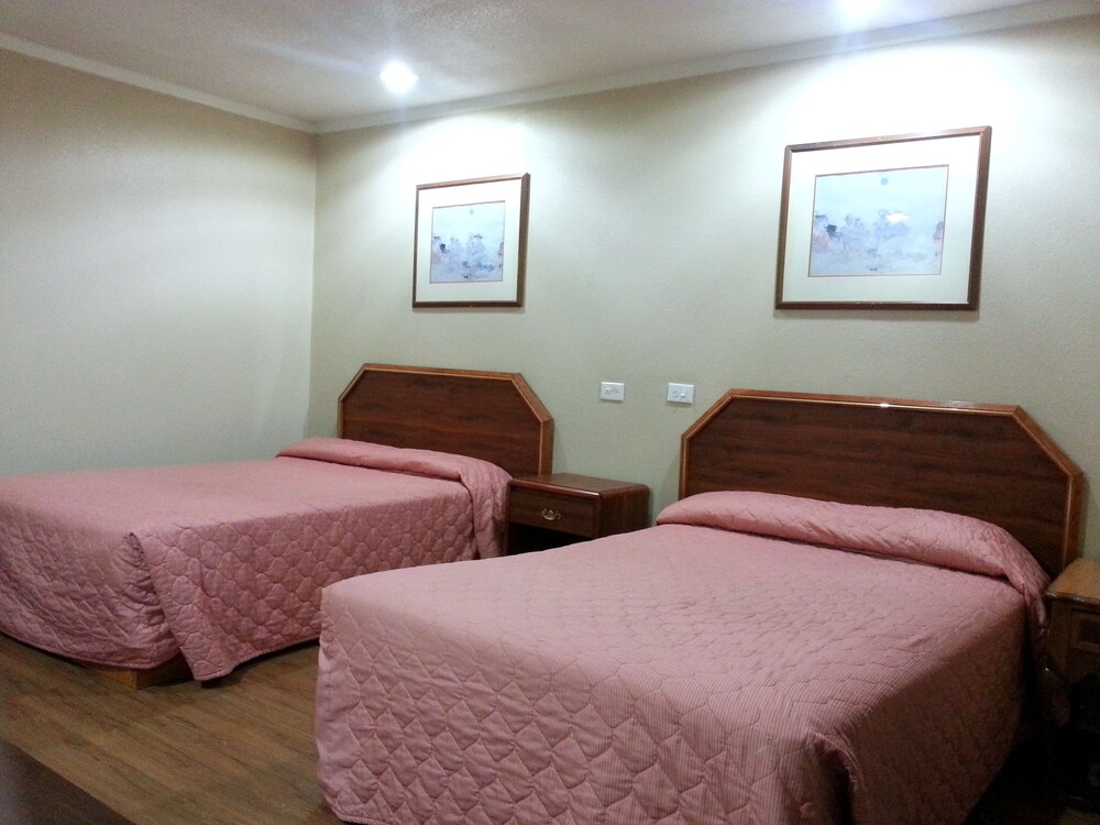 King&Apos;S Inn Motel - photo 4