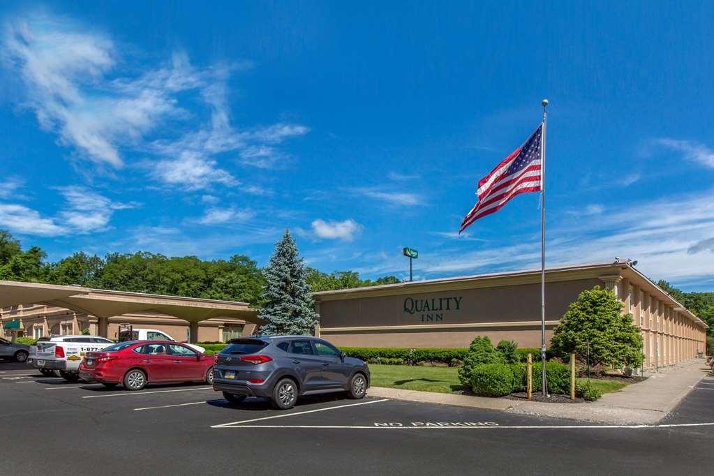Quality Inn Ledgewood Dover — Parsippany