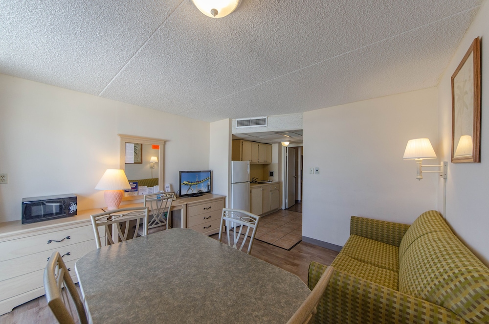 Royal Hawaiian Motel - photo 16