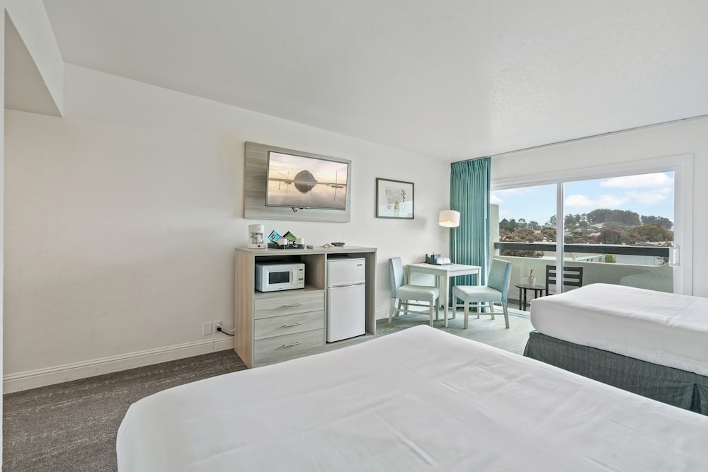 La Serena Inn - photo 32