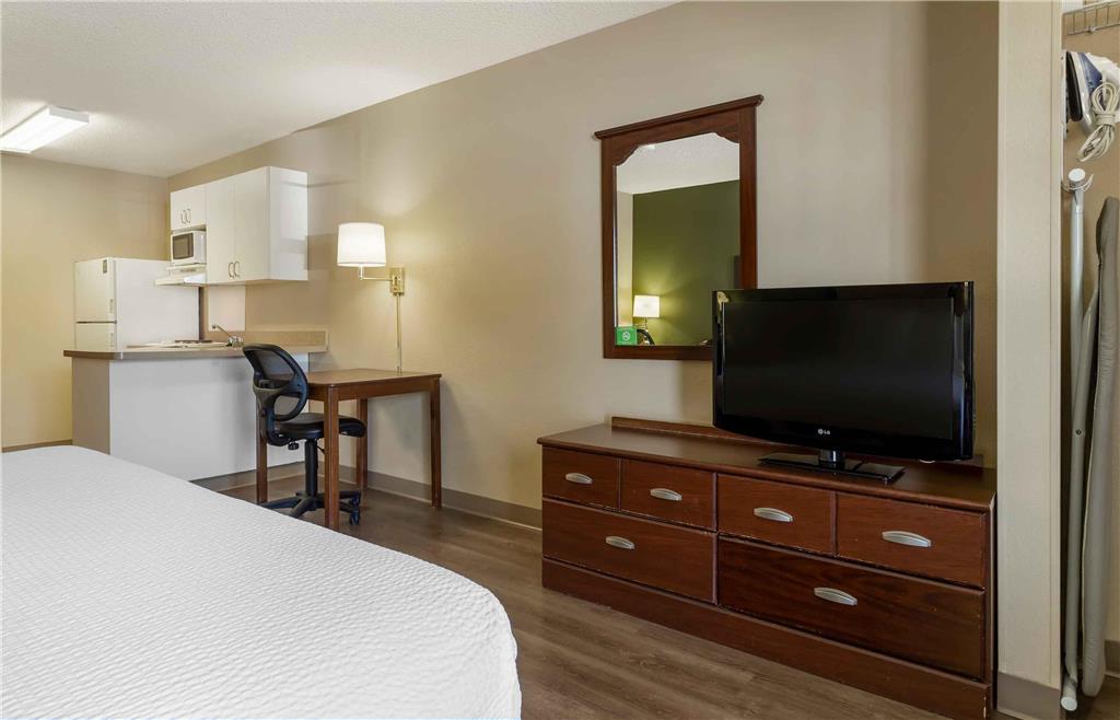 Extended Stay America Suites Houston Willowbrook HWY 249 - photo 19