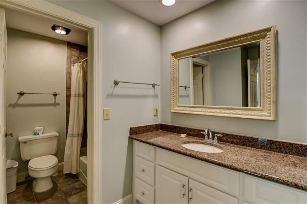 1033 Caravel Court at the Sea Pines Resort - photo 7