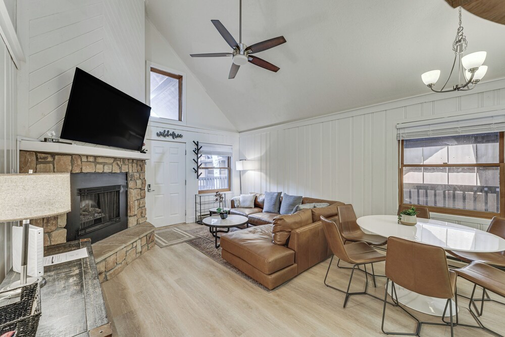 Centrally Located Angel Fire Condo 1 2 Mi Resort in Angel Fire, United States