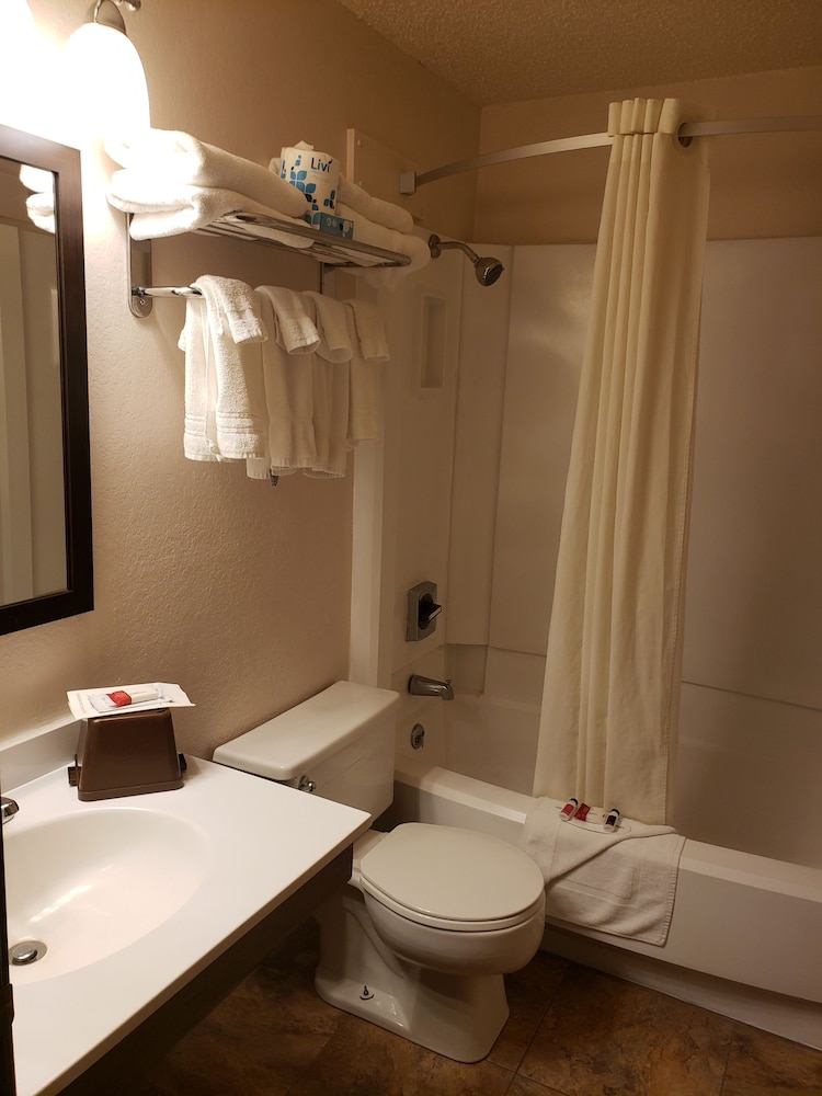 Super 8 by Wyndham North Platte - photo 42