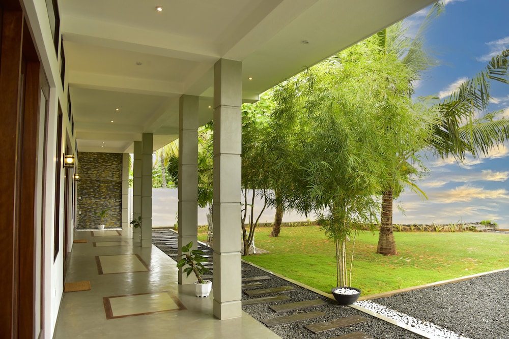 Hiru Lagoon Negombo in Negombo, Sri Lanka