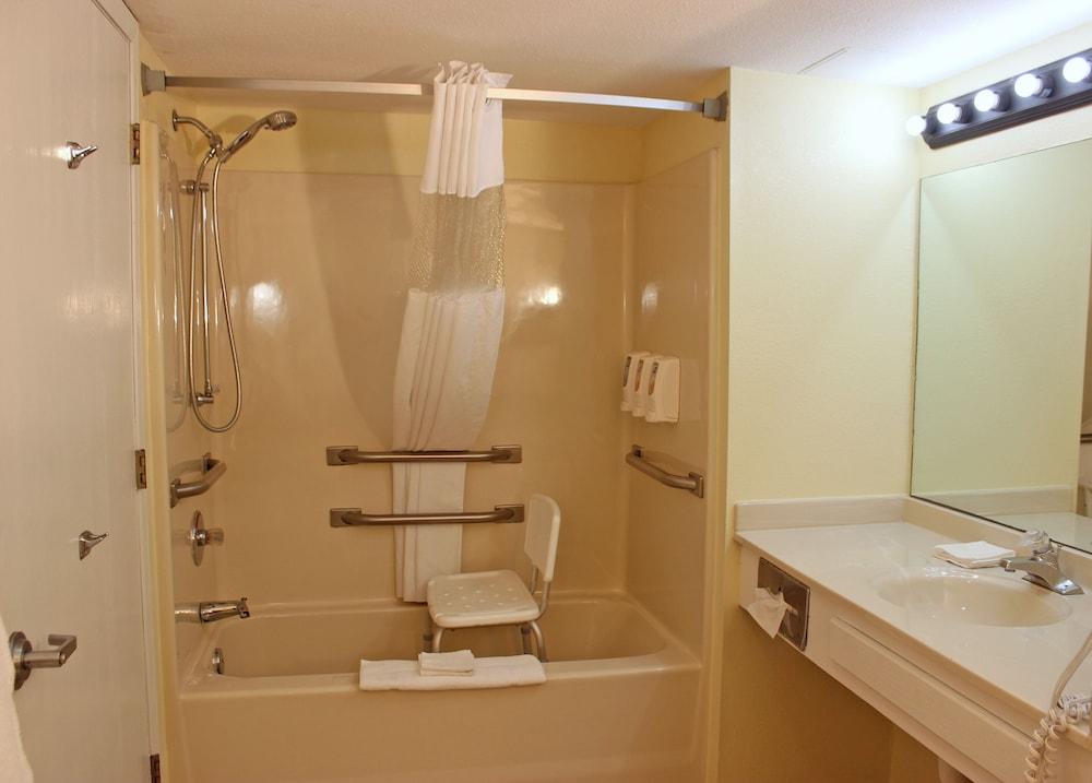 Angel Inn By The Strip - photo 28