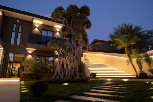 Divina Charme — 5-Star Luxury Hotel in Mascalucia, Italy