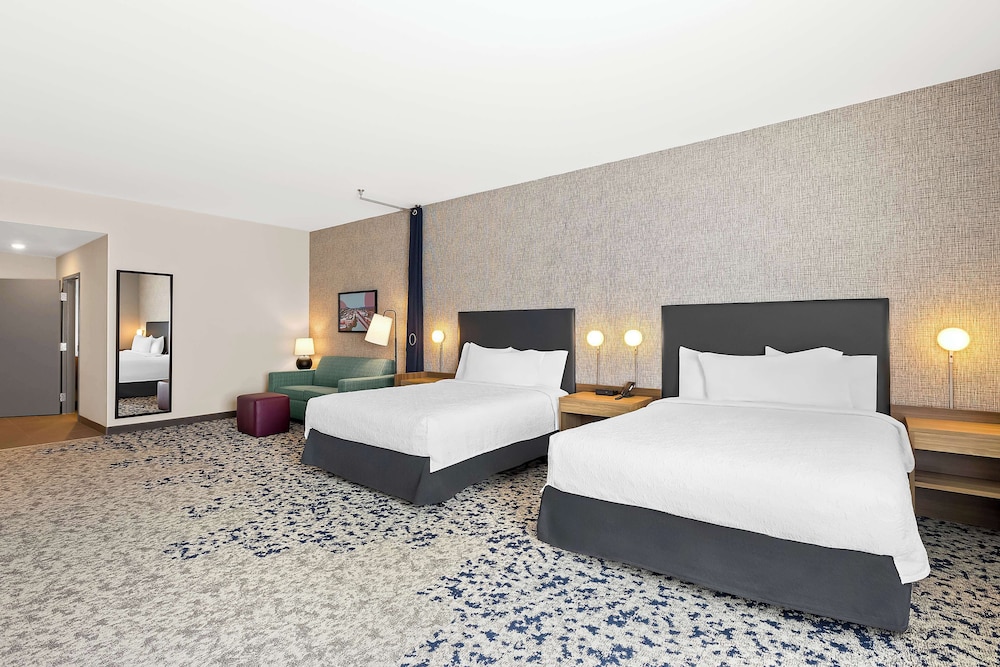 Home2 Suites By Hilton Hendersonville - photo 11