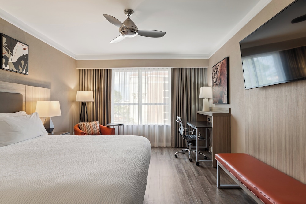 Holiday Inn Baton Rouge College Drive I 10 by IHG - photo 12