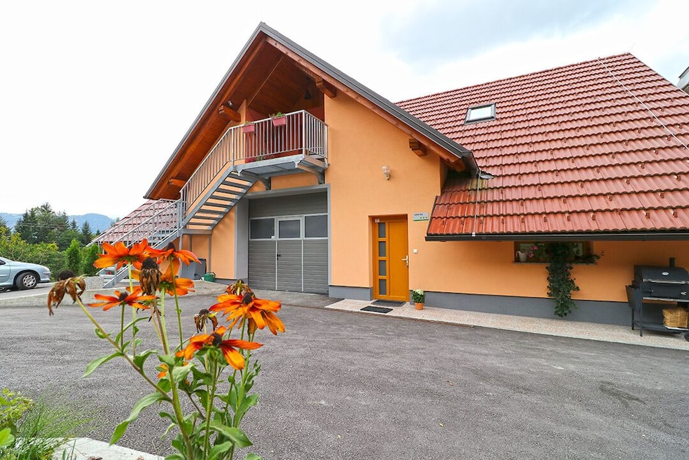 Apartments Laznica 14838598 — Cerkno