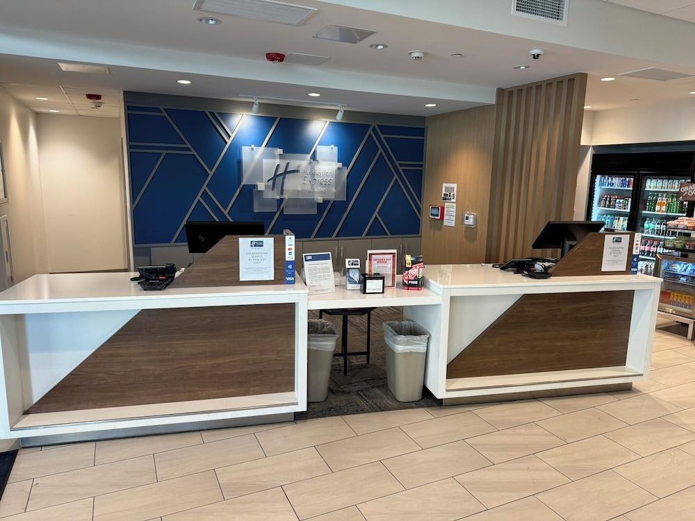 Holiday Inn Express & Suites Henderson South Boulder City by IHG - photo 27