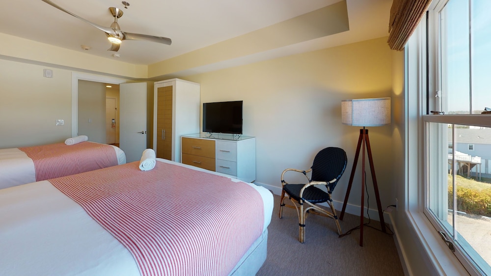 The Hotel Maria - photo 8