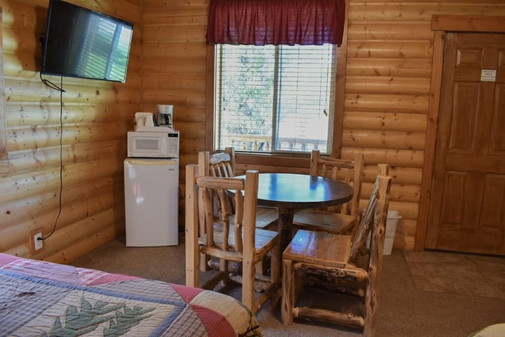 Bryce Country Cabins - photo 38