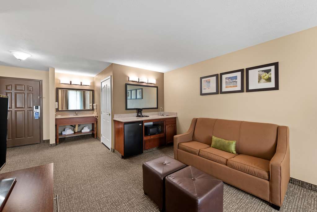 Comfort Inn & Suites El Centro I 8 - photo 17