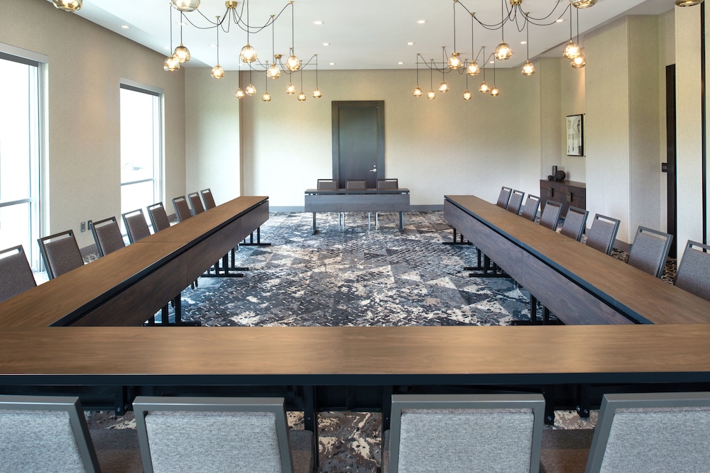 Holiday Inn Boston Logan Airport Chelsea by IHG - photo 31