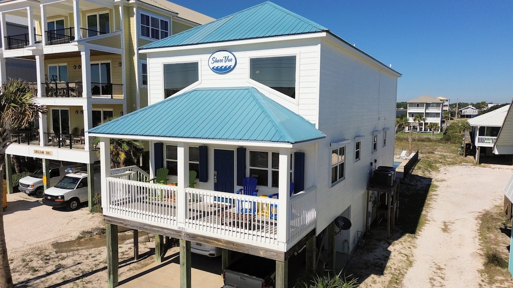 Beautiful Home in Gulf Shores With Private Pool Sleeps 12 — 4-Star Luxury Hotel in Gulf Shores, United States