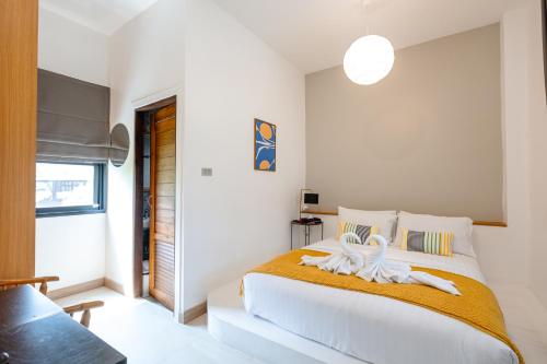 Villa Mandiri at ThaPae Gate Top Location — 4-Star Luxury Hotel in Chiang Mai, Thailand