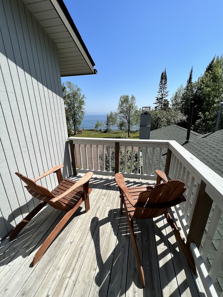 Thomsonite Beach Inn - photo 14