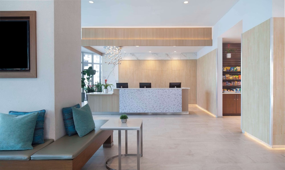 Embassy Suites by Hilton Sarasota FL - photo 6