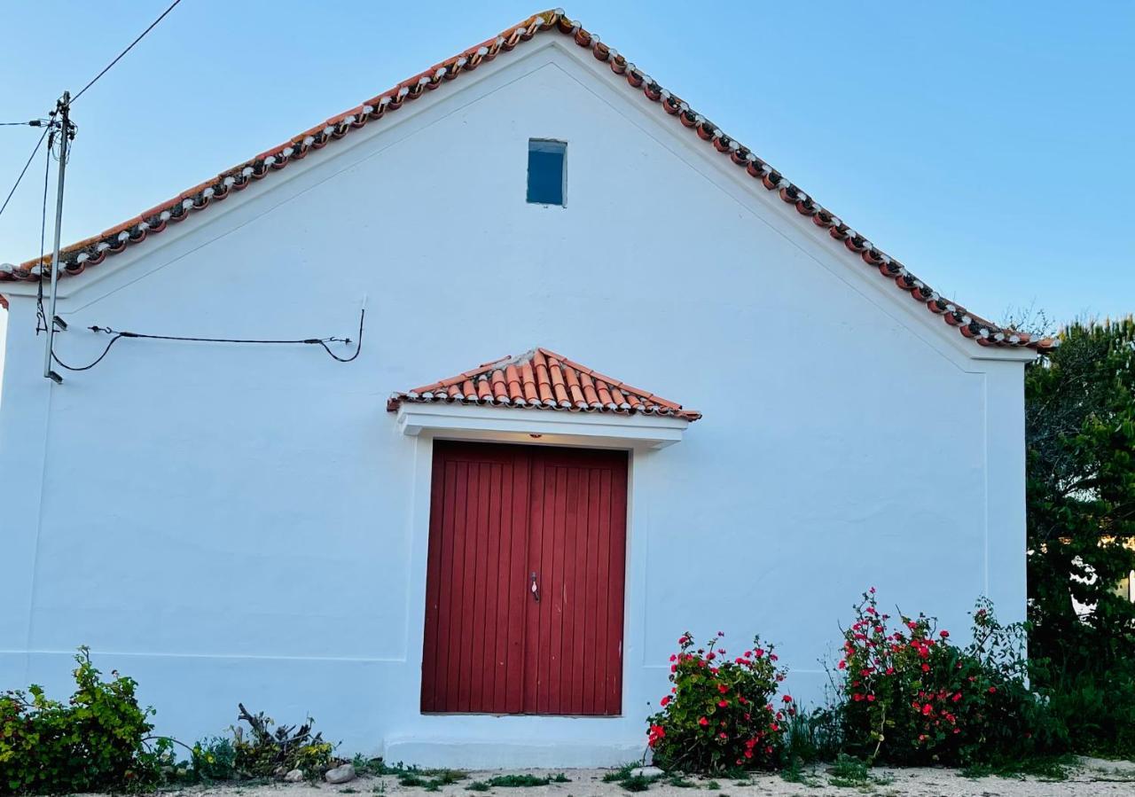 Casas Herdade Do Convento Da Serra — hotel in Almeirim