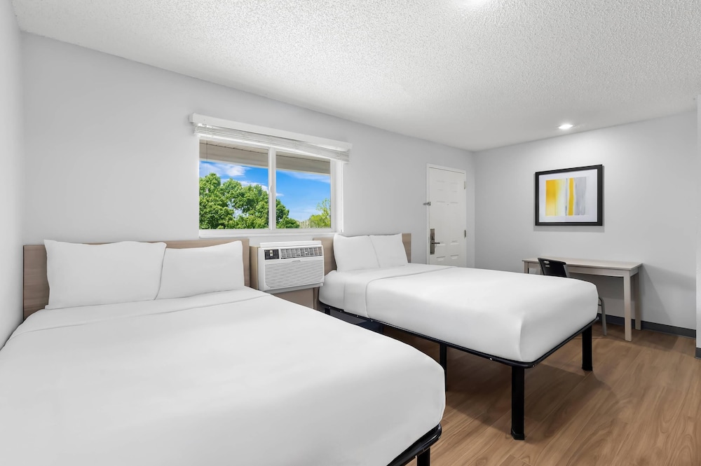Birch Hill Suites Lakeland - photo 14