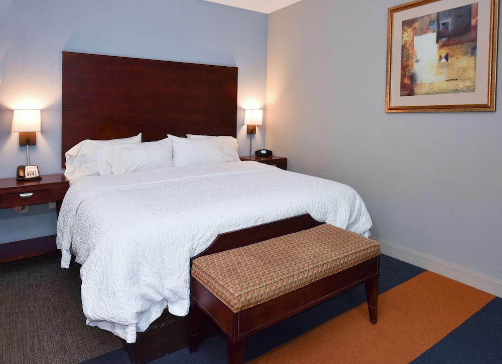 Hampton Inn Alexander City - photo 7