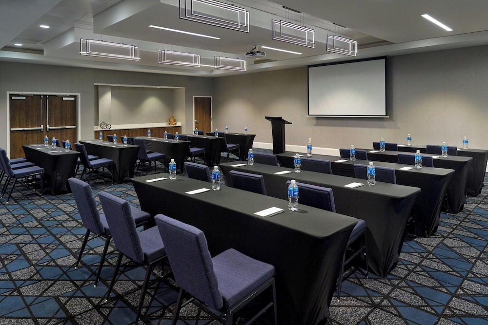 Courtyard by Marriott Carrollton - photo 49