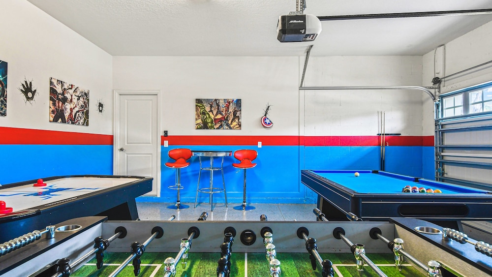 Elegant Home With Resort Amenities Gameroom - photo 42
