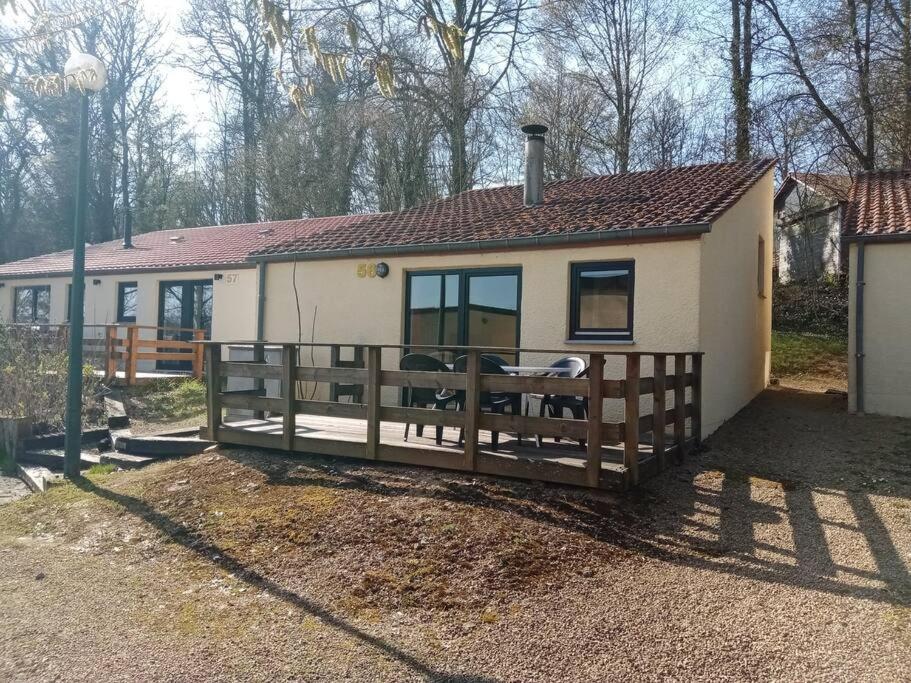 Le repaire des renards Vallée de Rabais — hotel in Virton