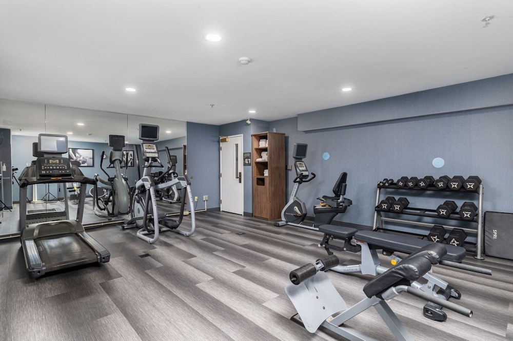 Staybridge Suites Madison East by IHG - photo 21