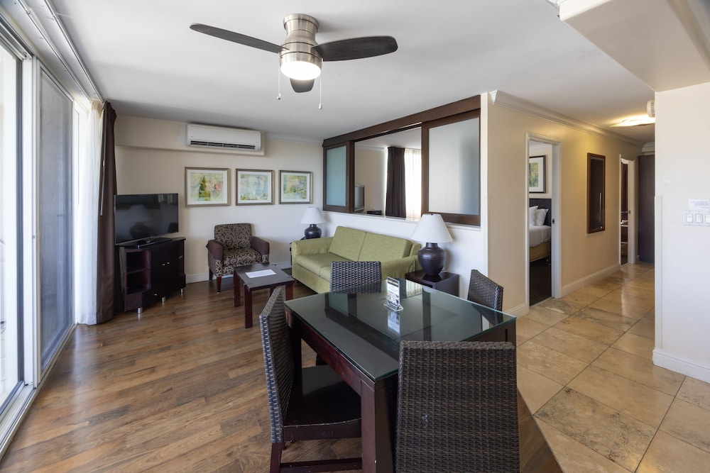 Regency on Beachwalk Waikiki by OUTRIGGER - photo 39