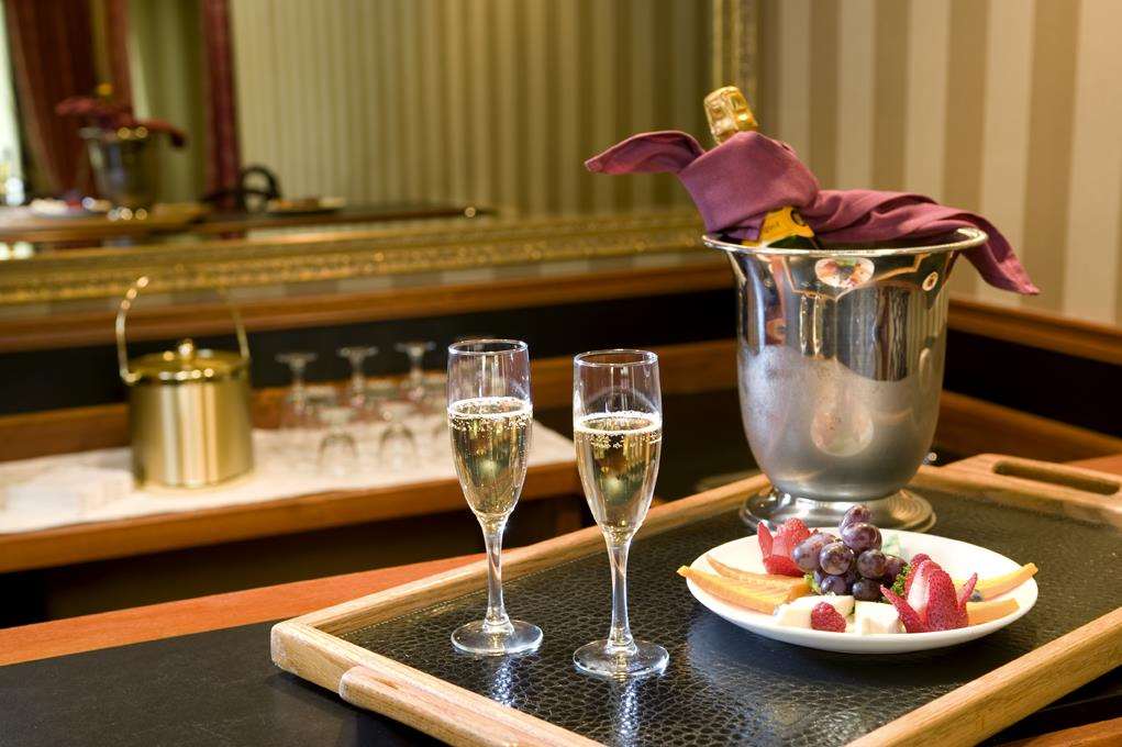 Hotel Captain Cook - photo 10