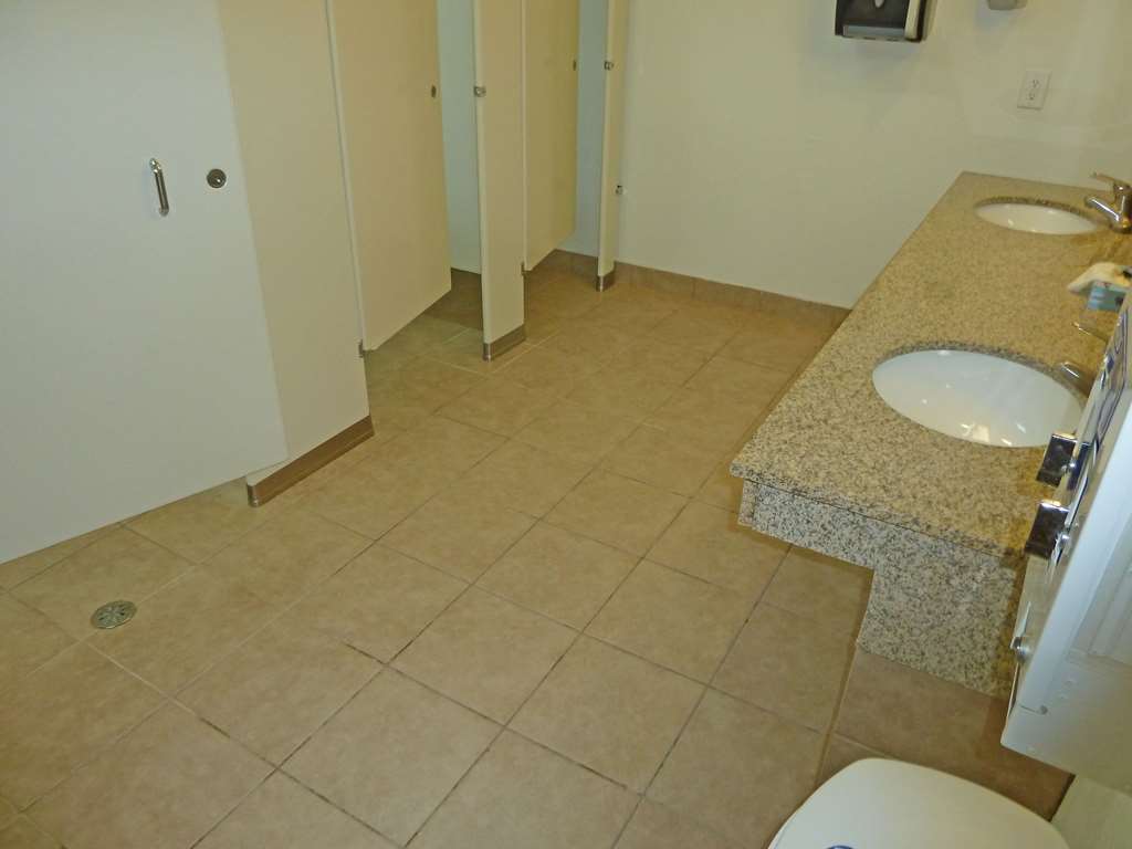 Americas Best Value Inn & Suites Gun Barrel City - photo 13