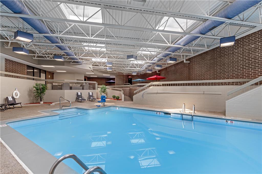 Best Western Plus Waterloo & Cedar Falls - photo 23