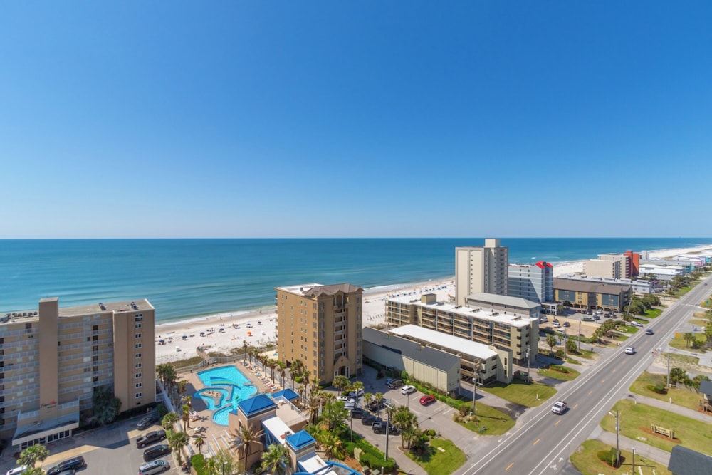 Crystal Tower Comfort Condos by Hosteeva - photo 132
