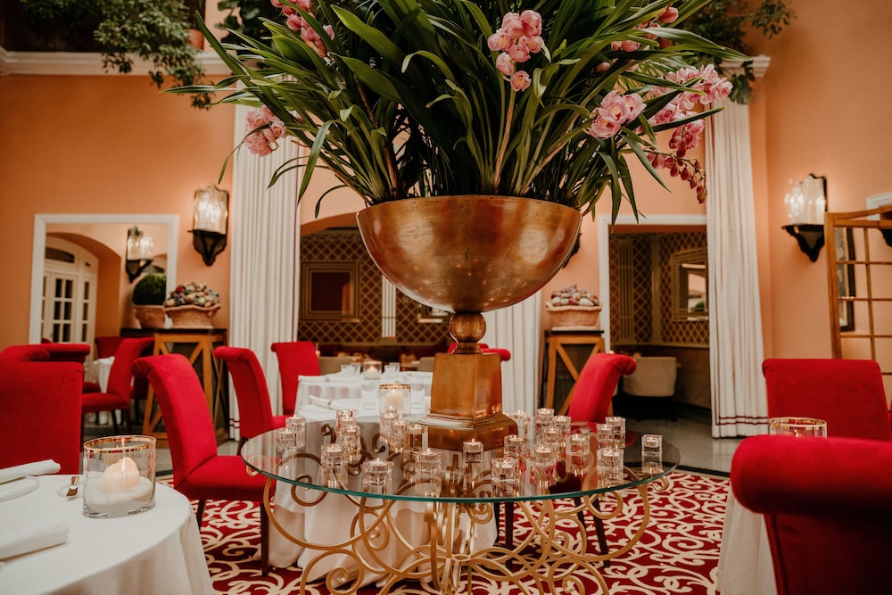 מזון ומשקאות