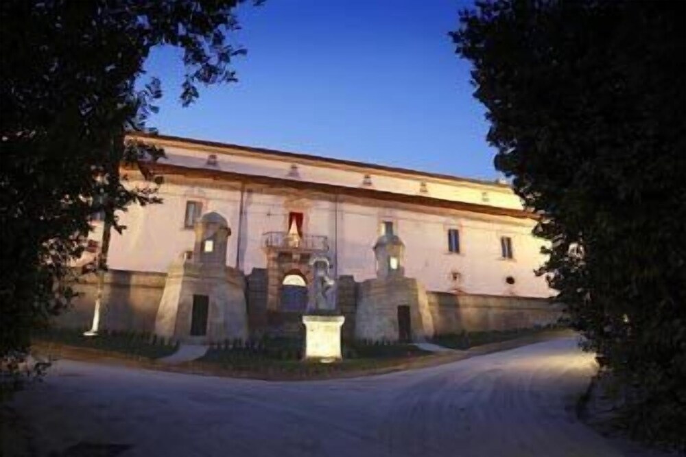 Villa Sgariglia Resort Campolungo in Ascoli Piceno, Italy