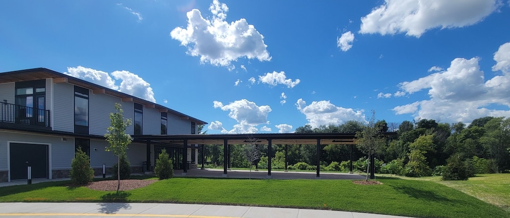 Watershed Hotel - photo 38