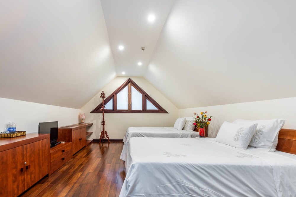 Secret Garden Villas Furama Beach Danang — 4-Star Luxury Hotel in Da Nang, Vietnam
