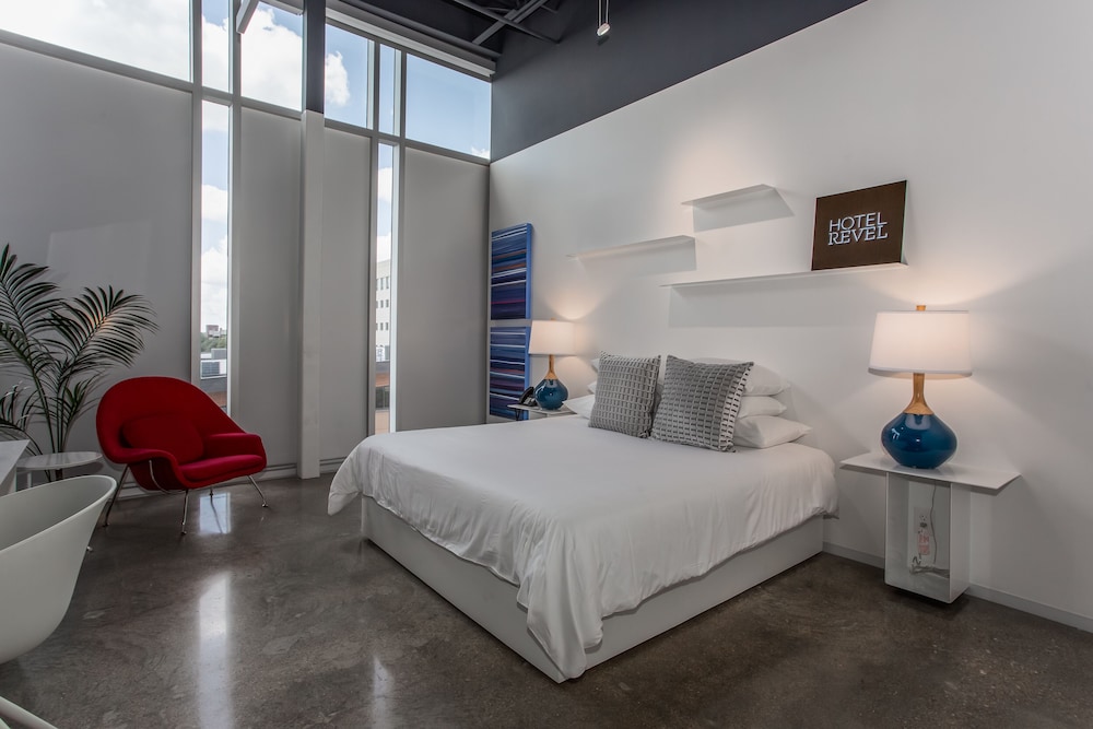 Hotel Revel - photo 26