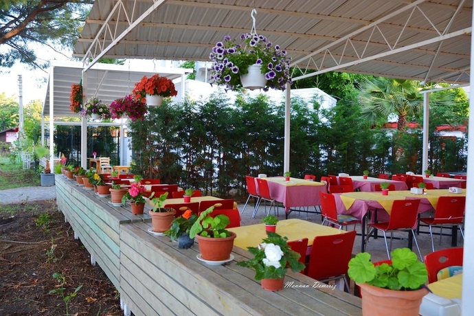 Arda Motel in Erdek, Turkey