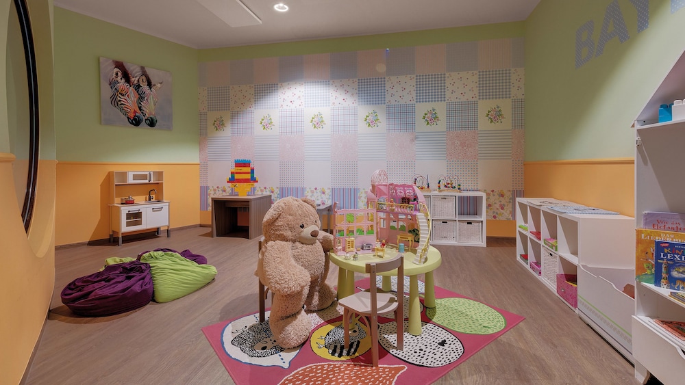Children's play area - indoor