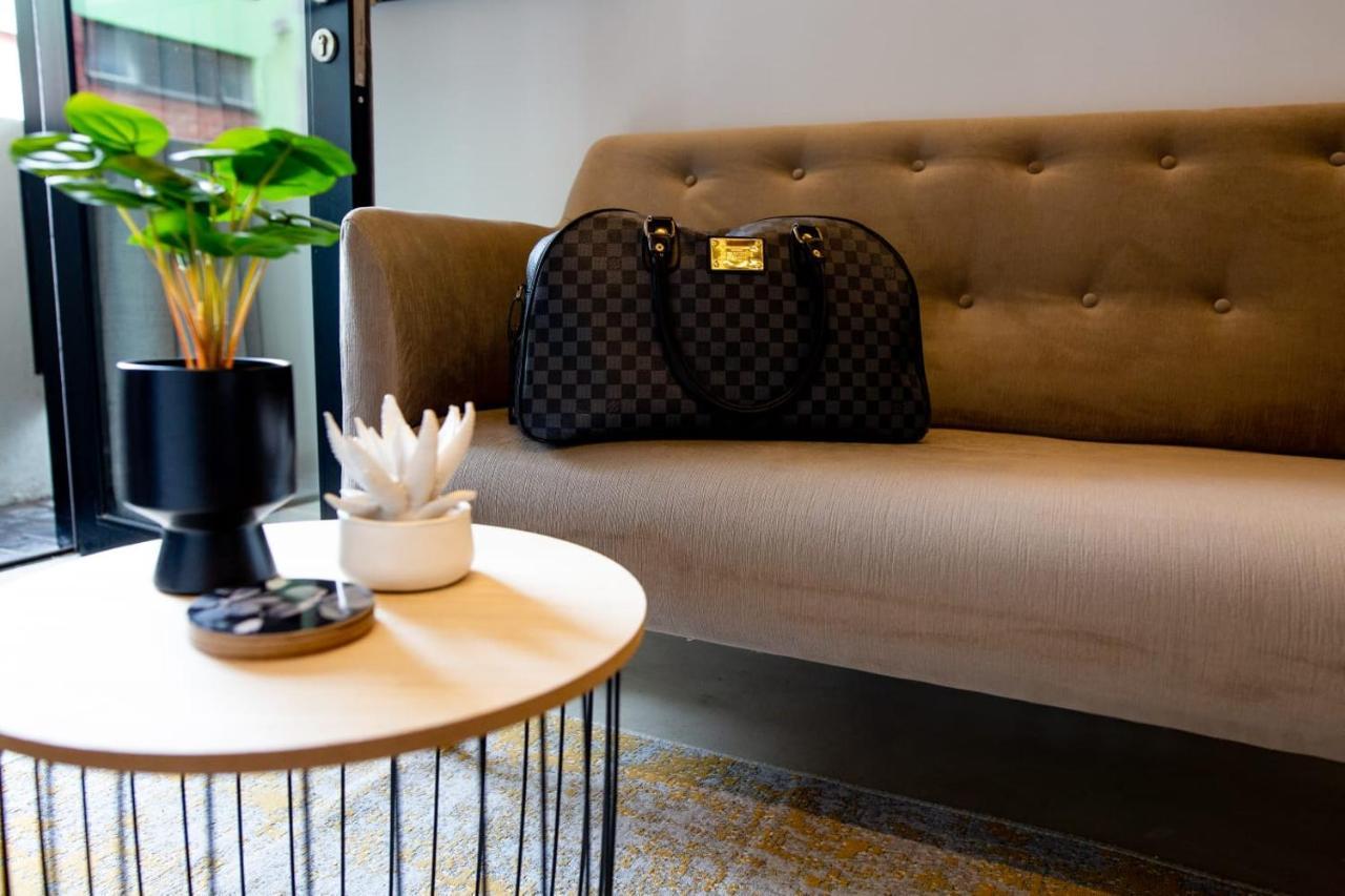 Uxolo Cape Town Living