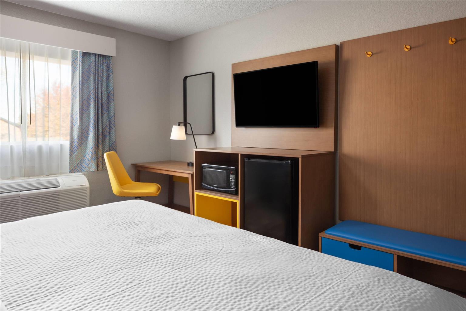 Days Inn by Wyndham Omaha NE - photo 13