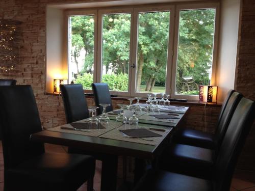 Hotel Ferme De Mondésir — Etampes — photo 3