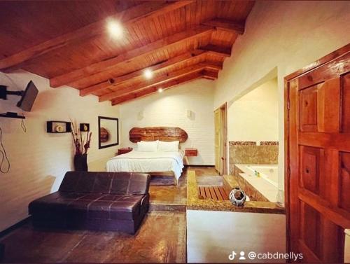 Cabaña DNellys Maryana in Mazamitla, Mexico