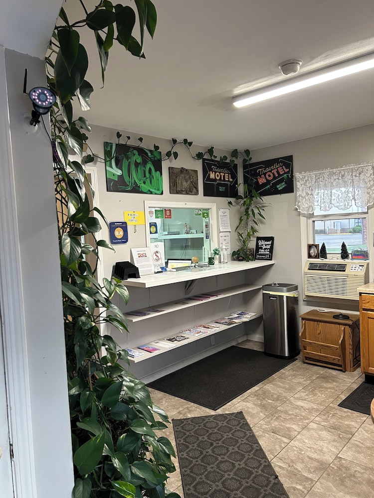 Travelier Motel - photo 3