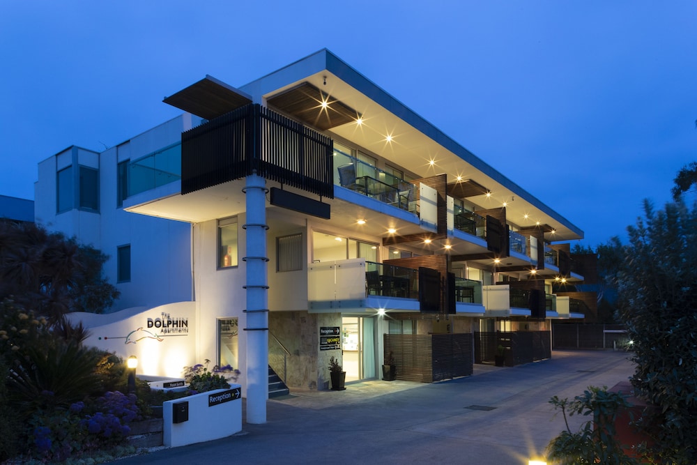 The Dolphin Apartments — 4-Star Luxury Hotel in Apollo Bay, Australia