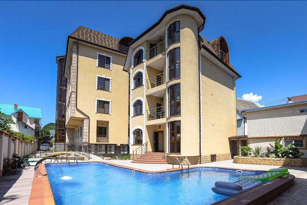 Hotel Kolizey in Lazarevskoye, Russia