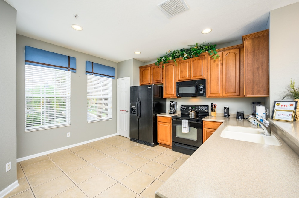 Vista Cay Resort Direct Townhomes by Millennium Management - photo 162